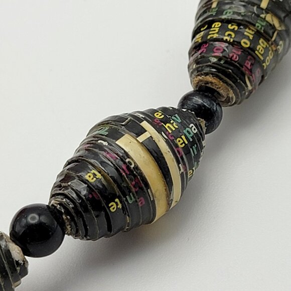 Vintage African Rolled Paper Bead Necklace 28" Green Silver Tone Lobster Clasp - Picture 5 of 9